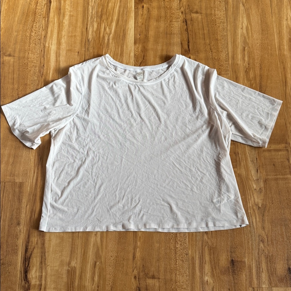Athleta T-shirt size large.